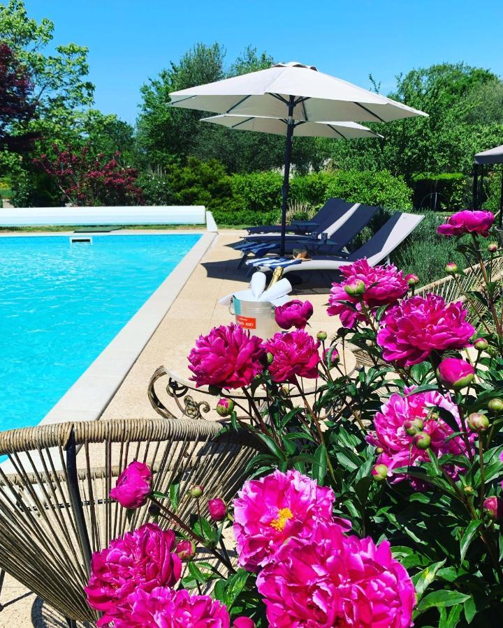 La Sellerie At No 17 Villa Le Dorat Exterior photo